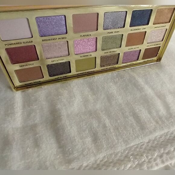 Waffle Makeup Duo - Picture 3 of 8